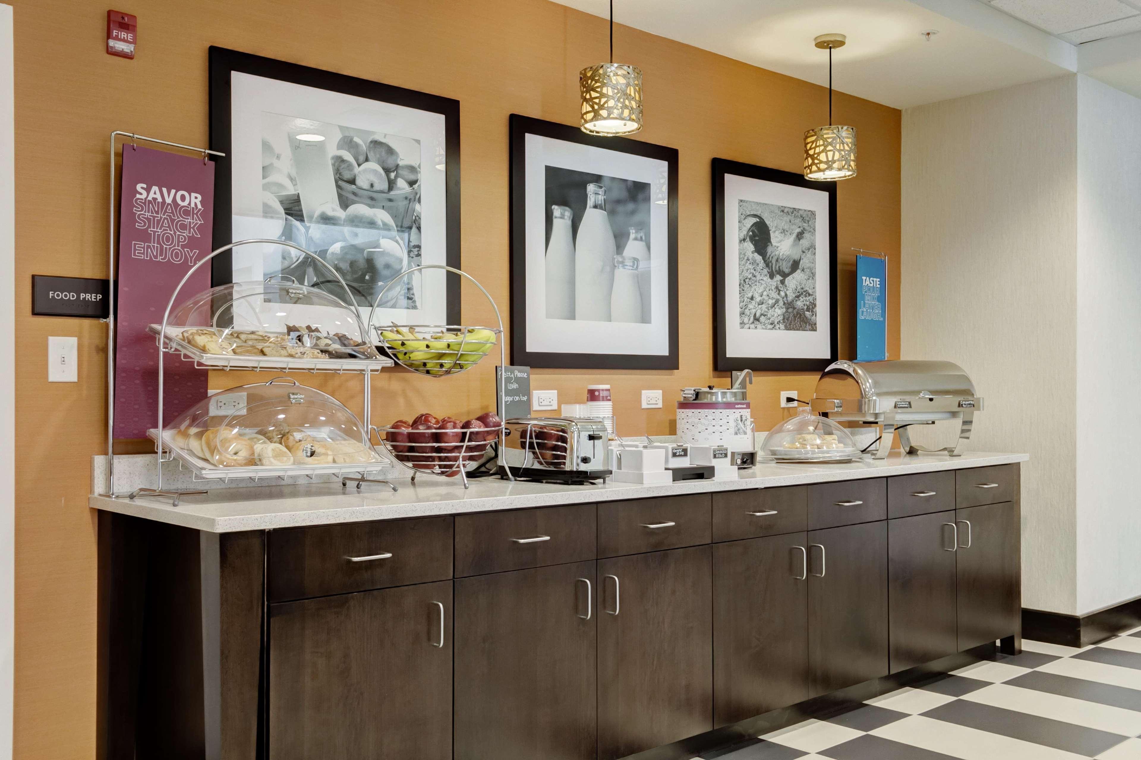 Hotel Hampton Poplar Bluff