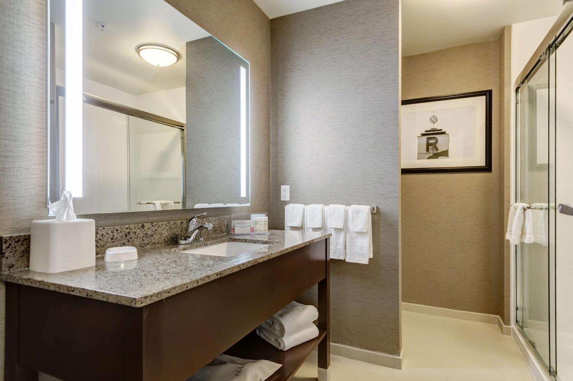 Hampton Hotel